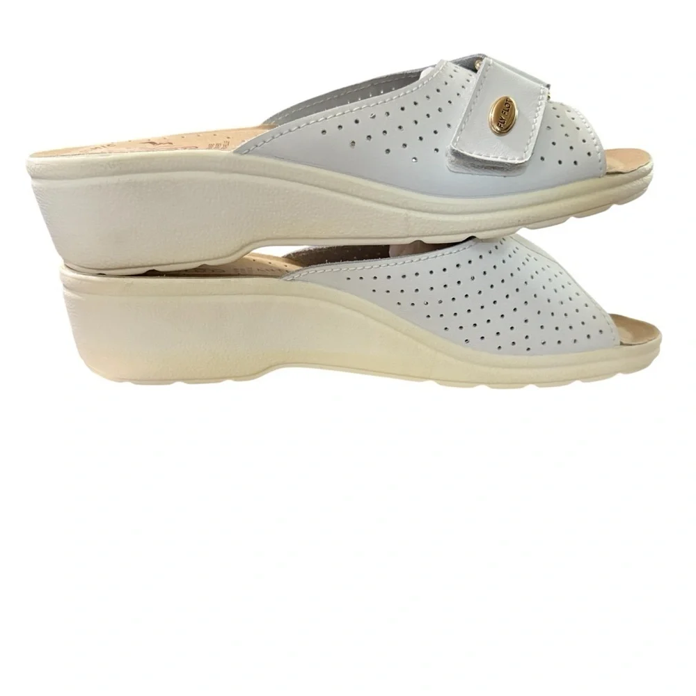 Fly Flot Women’s Sandals – White Leather – Size EU 42 (US 10.5–11)